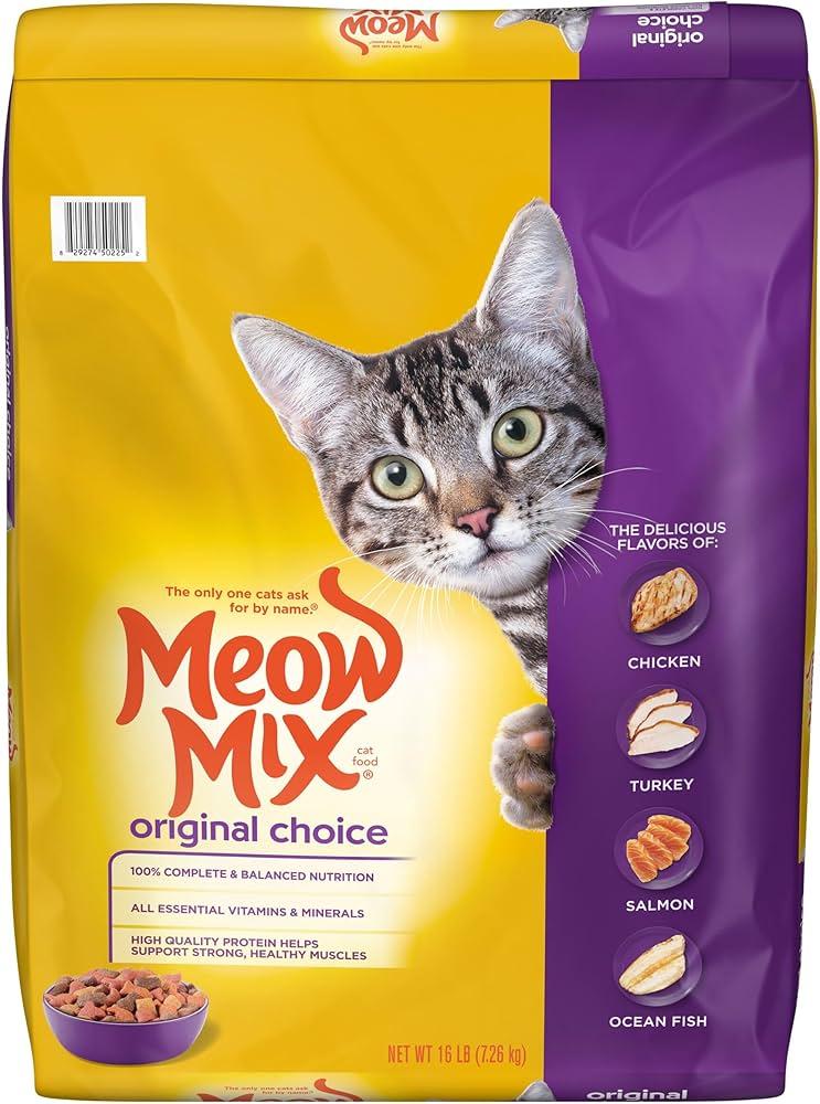 Analyzing the Nutritional Differences Between Cat and Dog Food